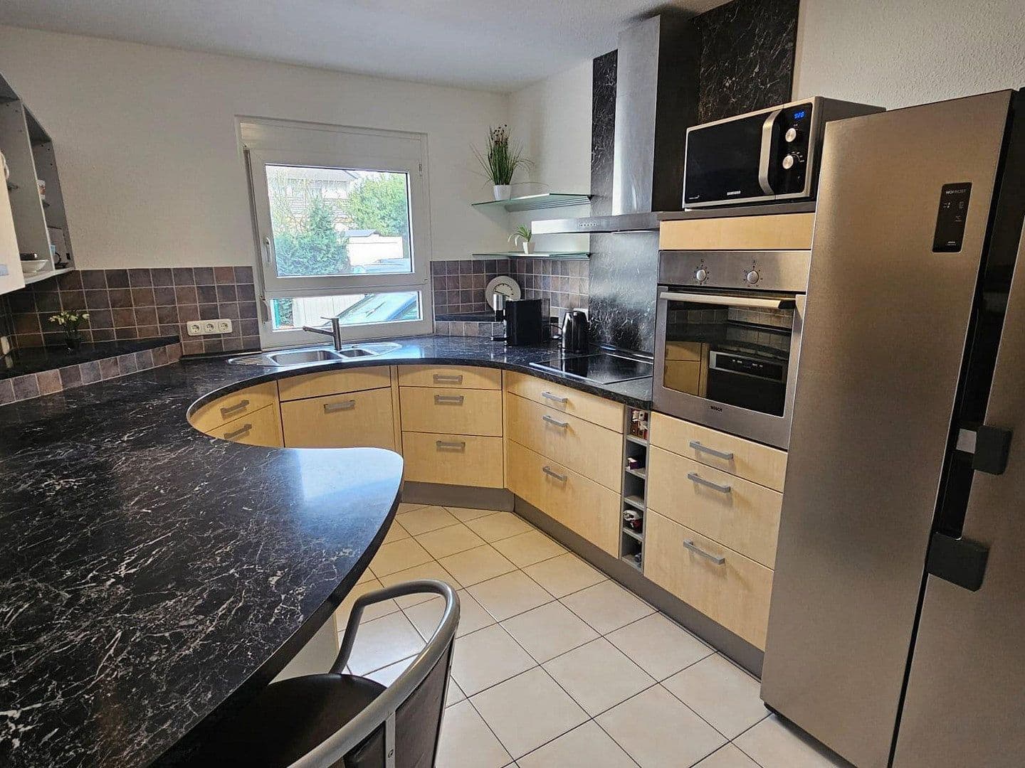 Prodej domu 155 m², pozemek 370 m², Eschborn, Hessen Prodej domu 155 m², pozemek 370 m², Eschborn, Hessen