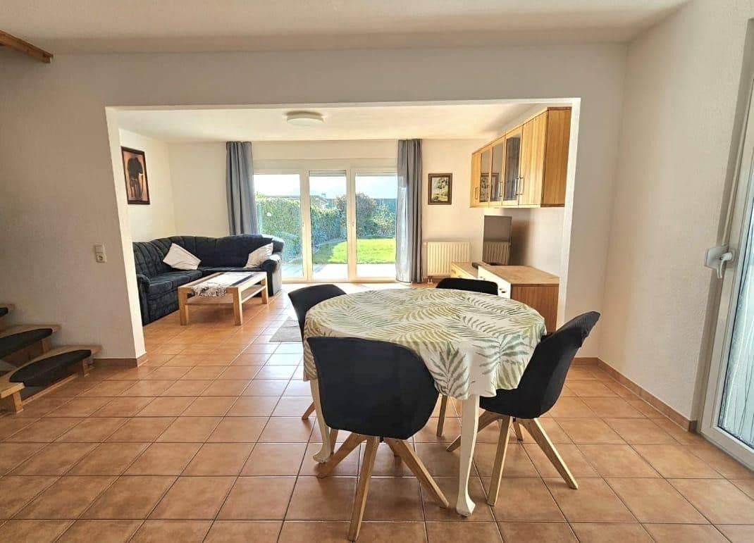 Prodej domu 155 m², pozemek 370 m², Eschborn, Hessen Prodej domu 155 m², pozemek 370 m², Eschborn, Hessen