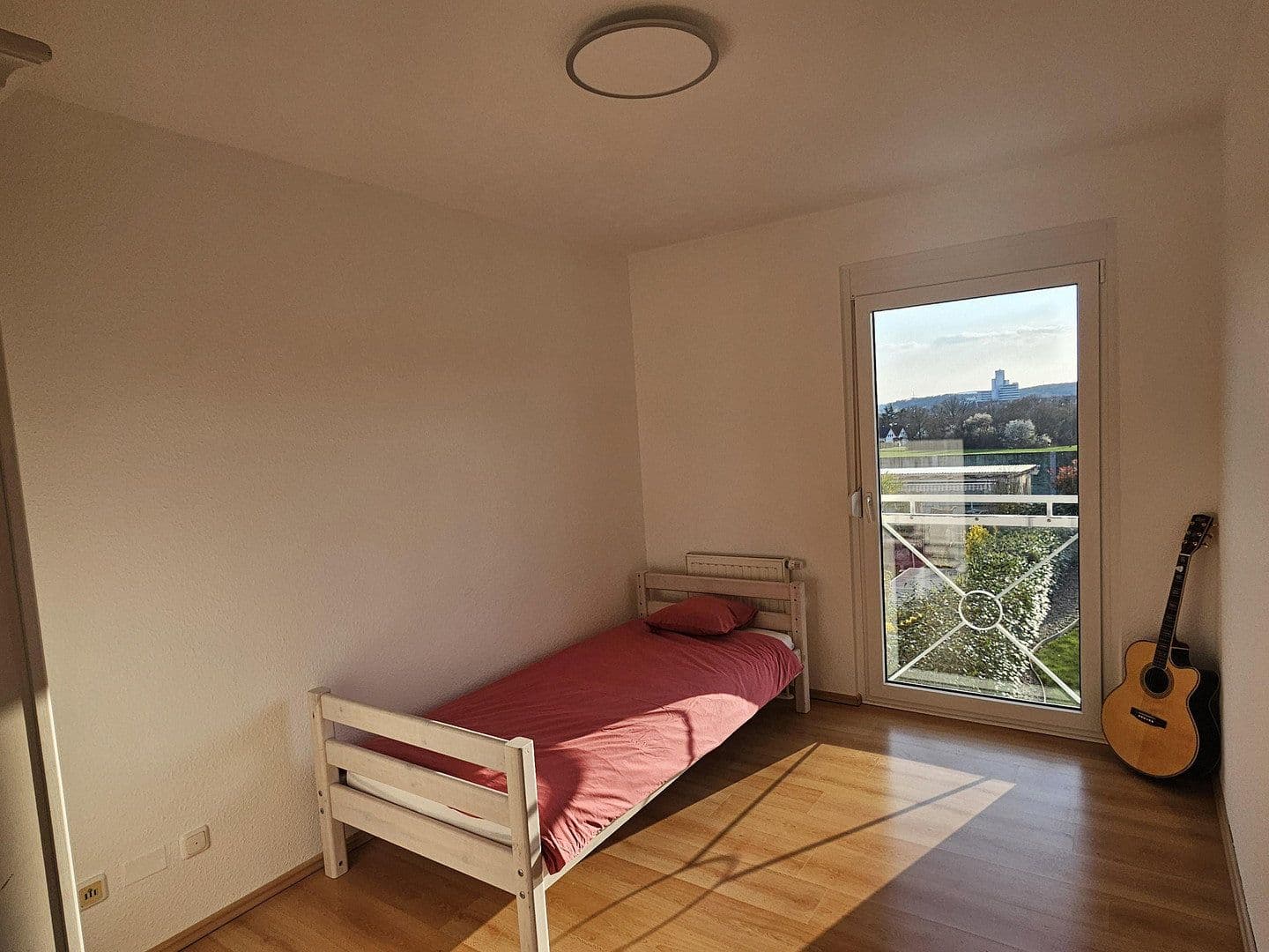 Prodej domu 155 m², pozemek 370 m², Eschborn, Hessen Prodej domu 155 m², pozemek 370 m², Eschborn, Hessen