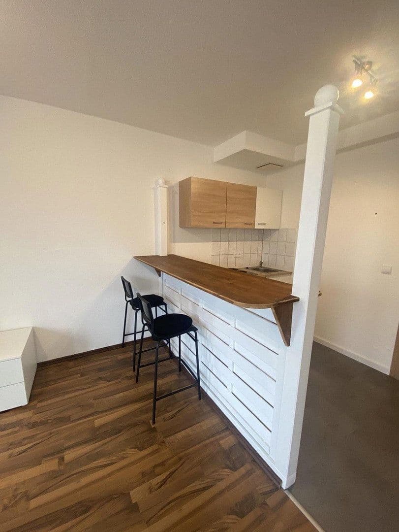 Prodej bytu 1+1 30 m², Haspelstraße 10, Kaiserslautern, Porýní-Falc Prodej bytu 1+1 30 m², Haspelstraße 10, Kaiserslautern, Porýní-Falc