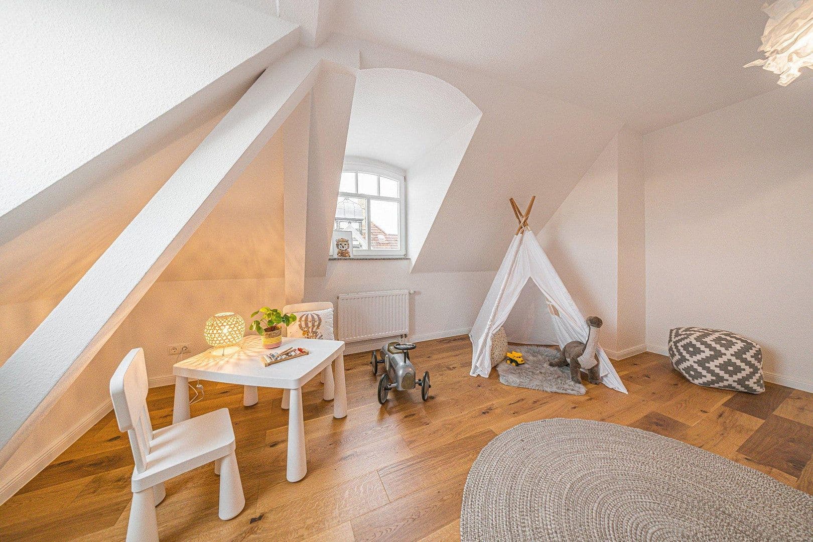 Prodej bytu 3+1 84 m², Leipzig, Sasko Prodej bytu 3+1 84 m², Leipzig, Sasko