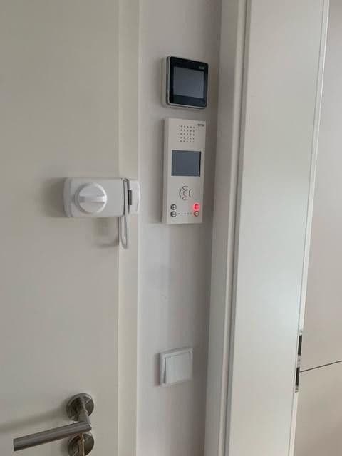 Pronájem bytu 3+kk 130 m², Tägermoosstr. 16, Konstanz, Bádensko-Württembersko Pronájem bytu 3+kk 130 m², Tägermoosstr. 16, Konstanz, Bádensko-Württembersko