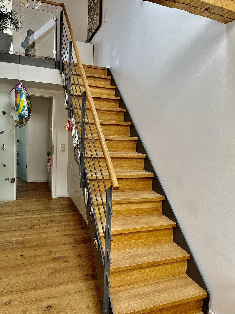 Pronájem bytu 3+kk 130 m², Tägermoosstr. 16, Konstanz, Bádensko-Württembersko Pronájem bytu 3+kk 130 m², Tägermoosstr. 16, Konstanz, Bádensko-Württembersko