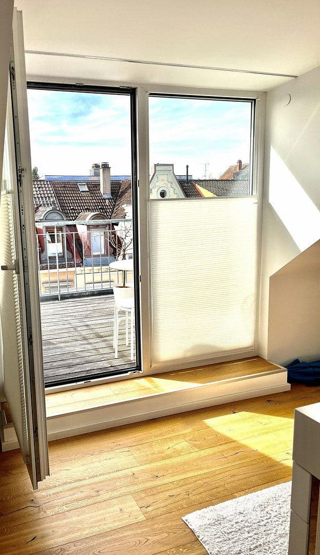 Pronájem bytu 3+kk 130 m², Tägermoosstr. 16, Konstanz, Bádensko-Württembersko Pronájem bytu 3+kk 130 m², Tägermoosstr. 16, Konstanz, Bádensko-Württembersko