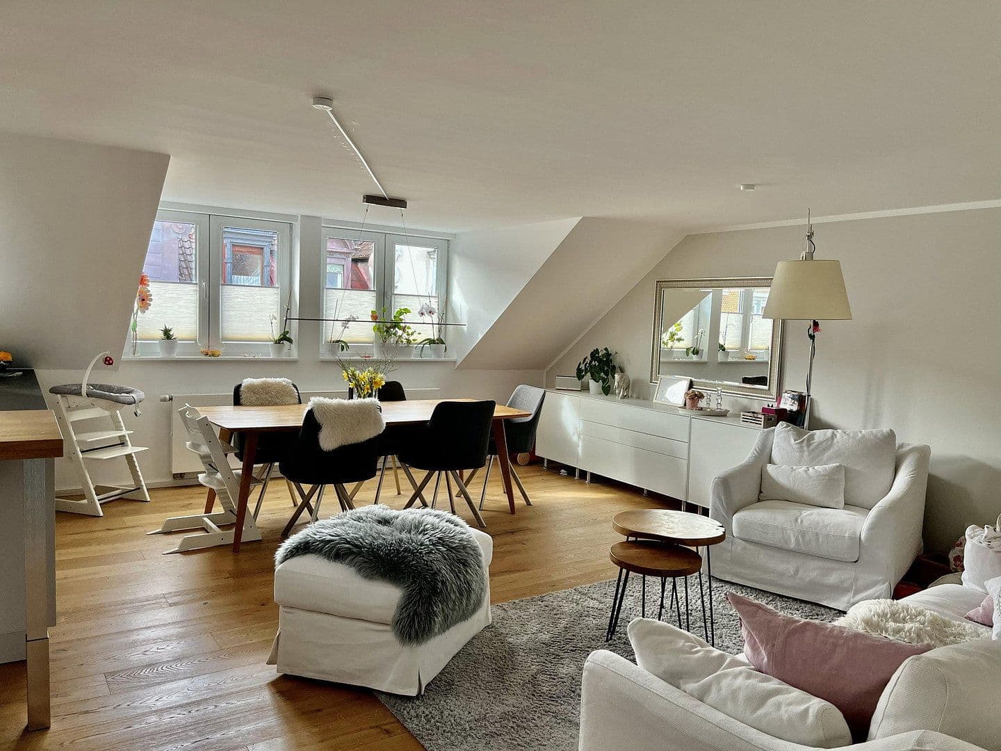 Pronájem bytu 3+kk 130 m², Tägermoosstr. 16, Konstanz, Bádensko-Württembersko Pronájem bytu 3+kk 130 m², Tägermoosstr. 16, Konstanz, Bádensko-Württembersko