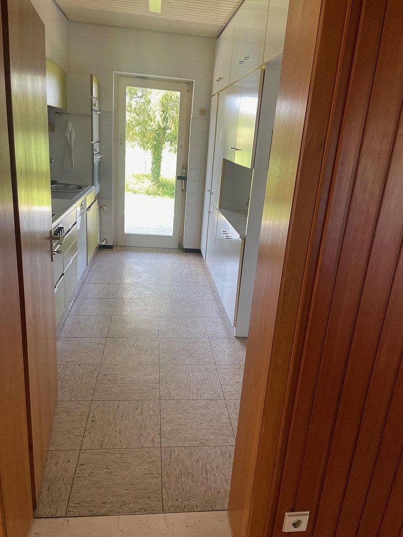 Prodej domu 206 m², pozemek 894 m², Roßdorf, Hessen Prodej domu 206 m², pozemek 894 m², Roßdorf, Hessen