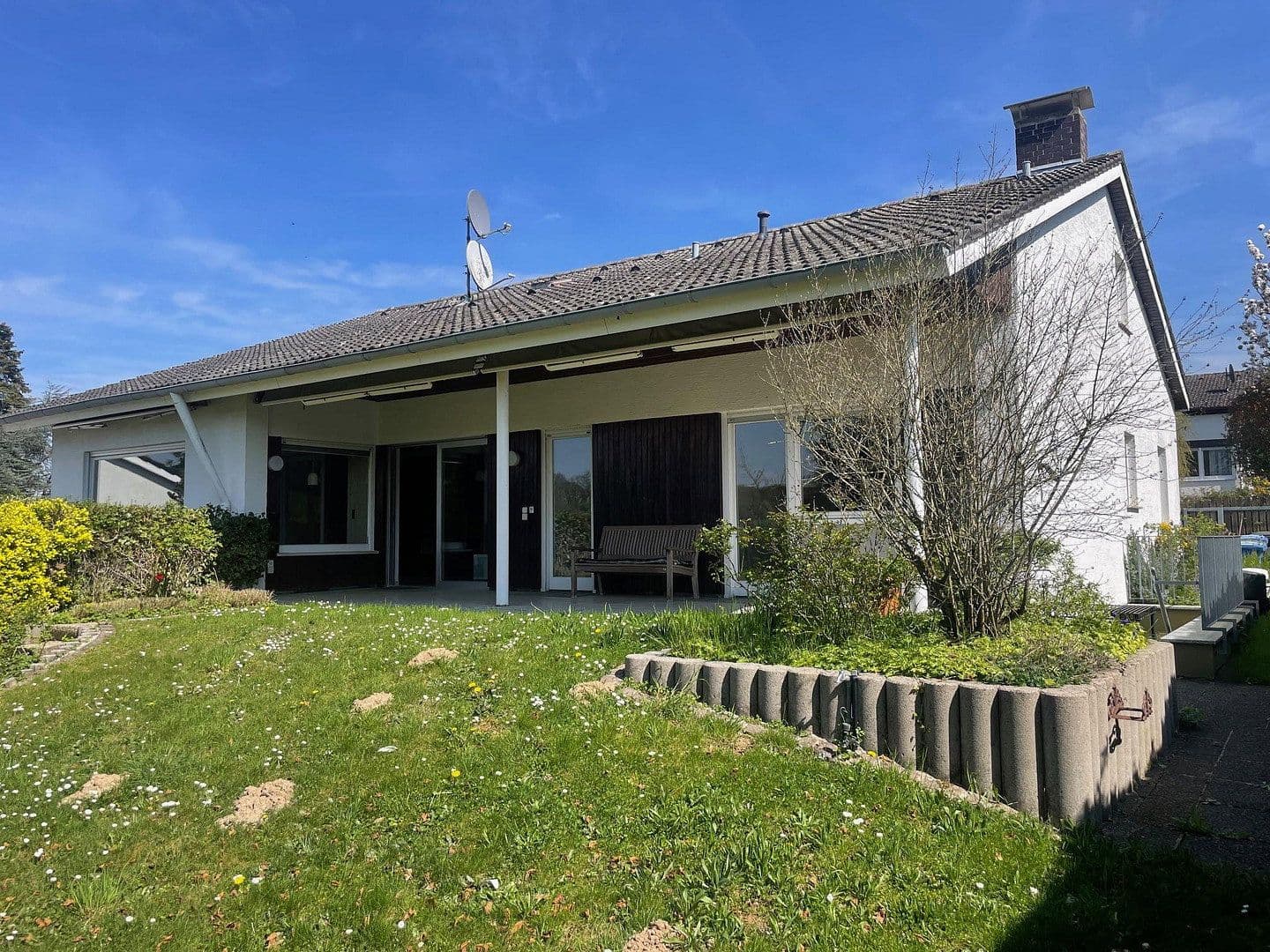 Prodej domu 206 m², pozemek 894 m², Roßdorf, Hessen Prodej domu 206 m², pozemek 894 m², Roßdorf, Hessen