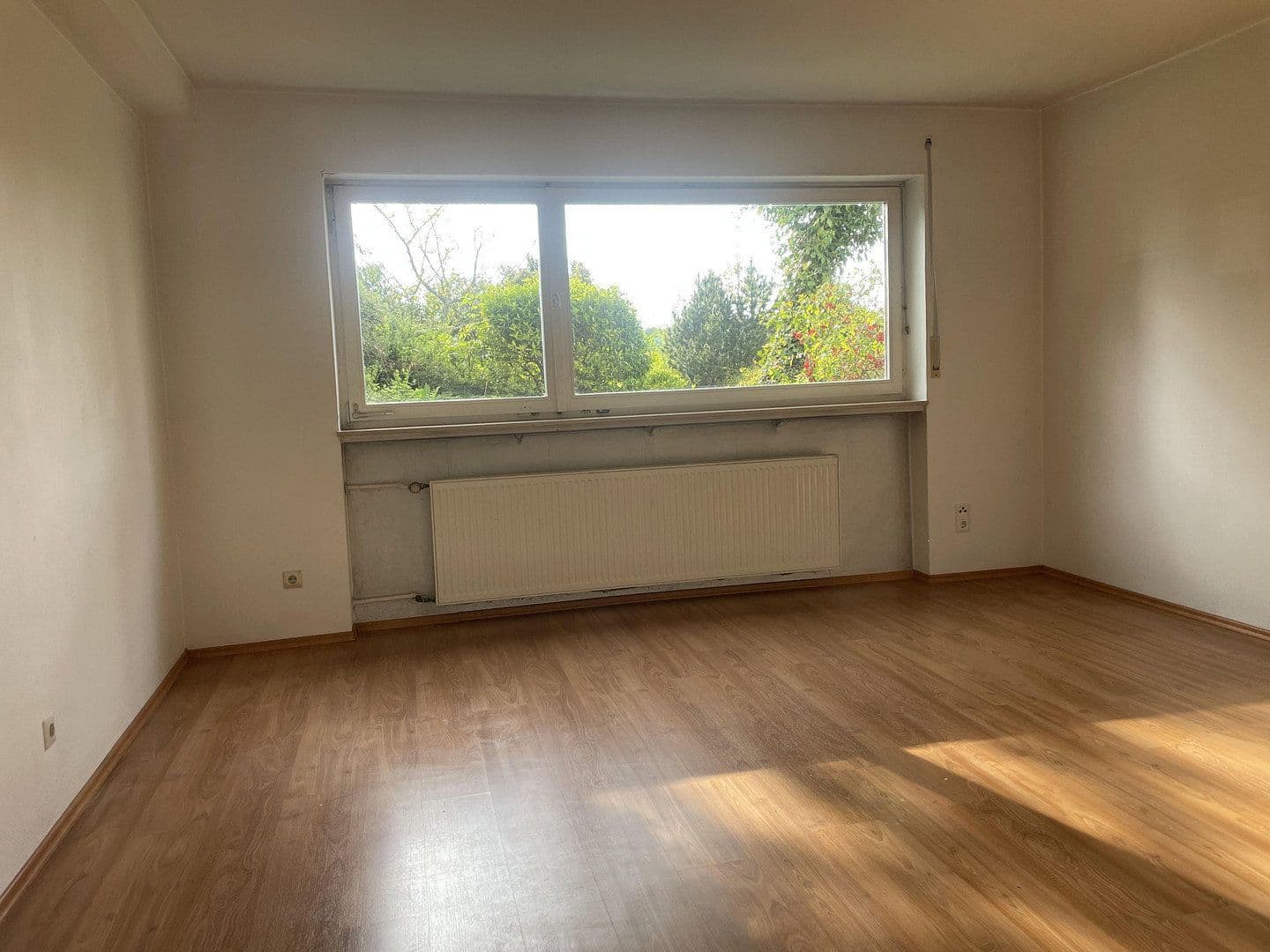 Prodej domu 206 m², pozemek 894 m², Roßdorf, Hessen Prodej domu 206 m², pozemek 894 m², Roßdorf, Hessen
