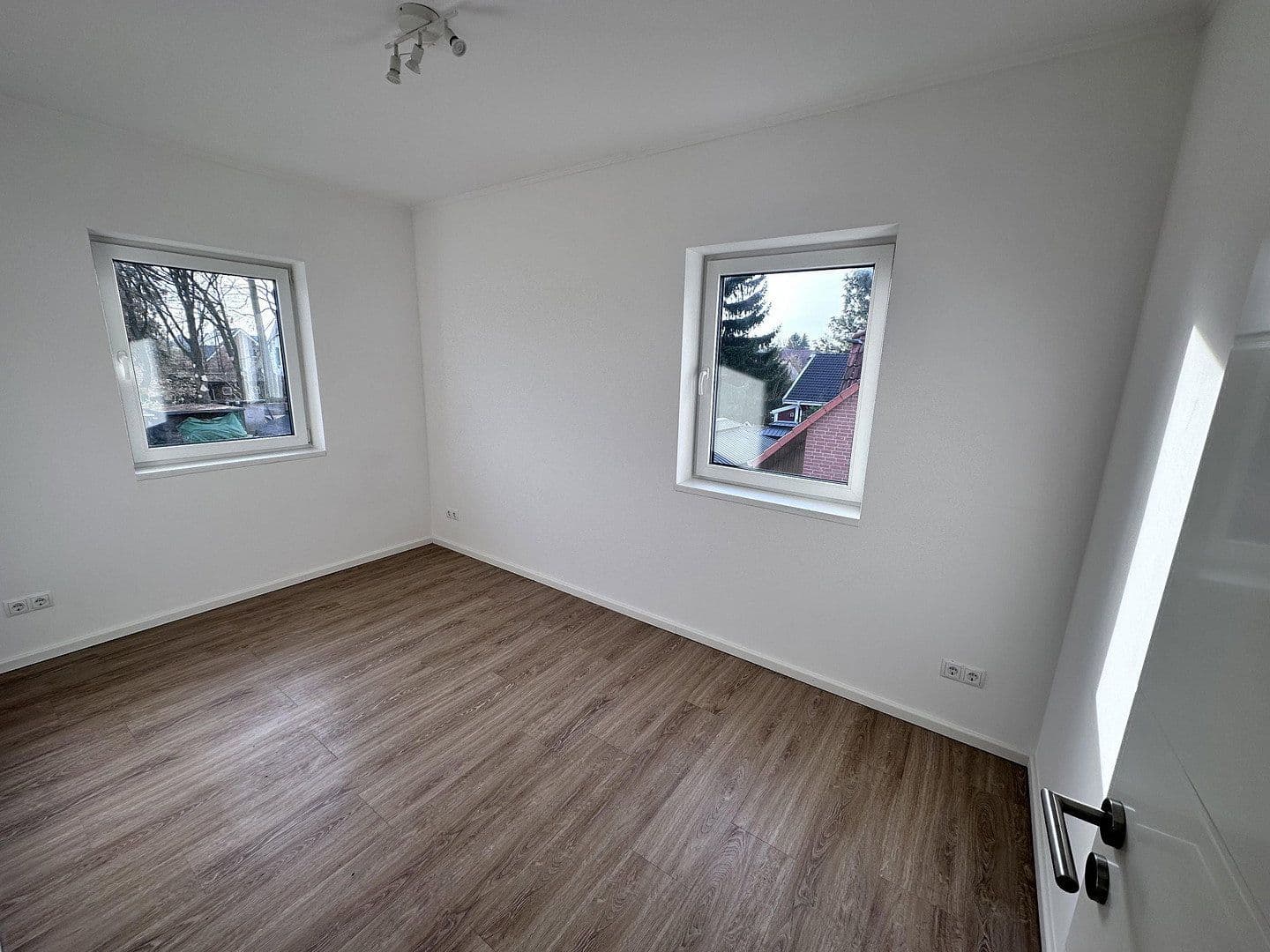 Prodej domu 107 m², pozemek 448 m², Kollwitzstraße 29, Brieselang, Braniborsko Prodej domu 107 m², pozemek 448 m², Kollwitzstraße 29, Brieselang, Braniborsko