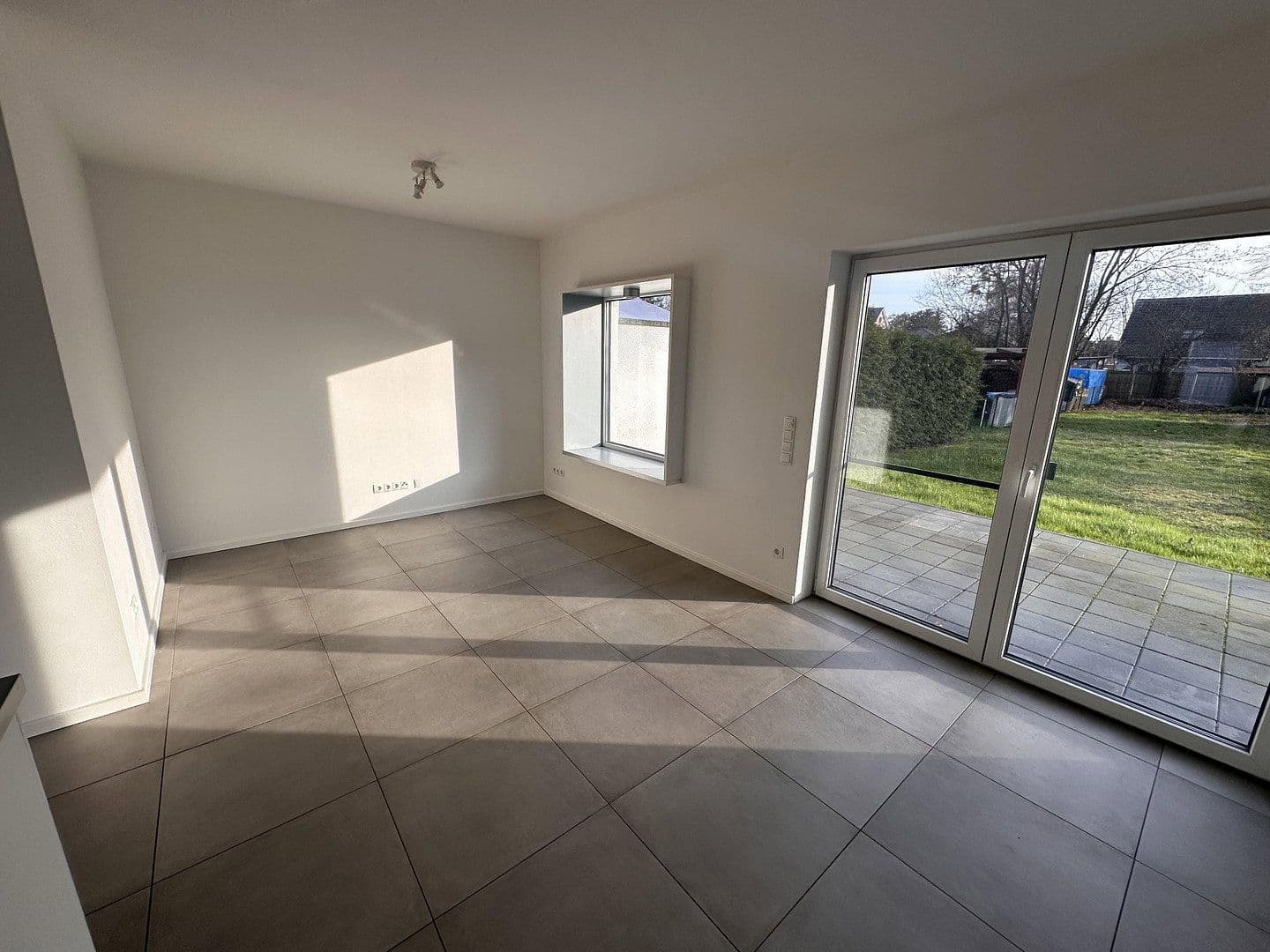 Prodej domu 107 m², pozemek 448 m², Kollwitzstraße 29, Brieselang, Braniborsko Prodej domu 107 m², pozemek 448 m², Kollwitzstraße 29, Brieselang, Braniborsko