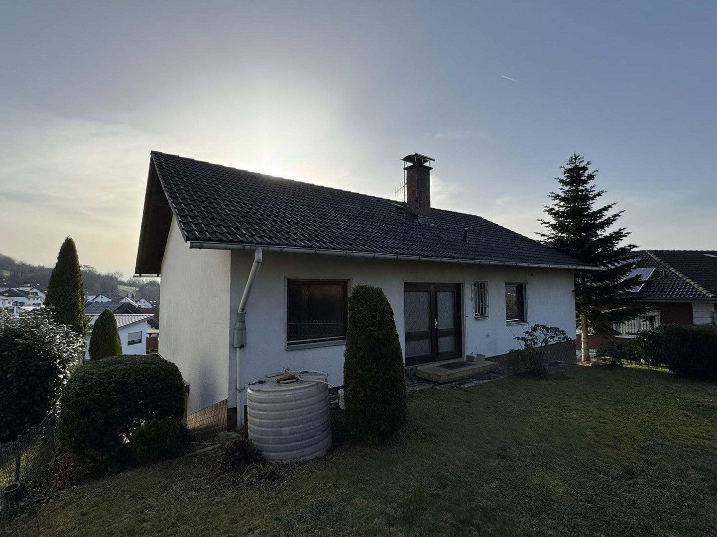 Prodej domu 160 m², pozemek 672 m², Nidda, Hessen Prodej domu 160 m², pozemek 672 m², Nidda, Hessen