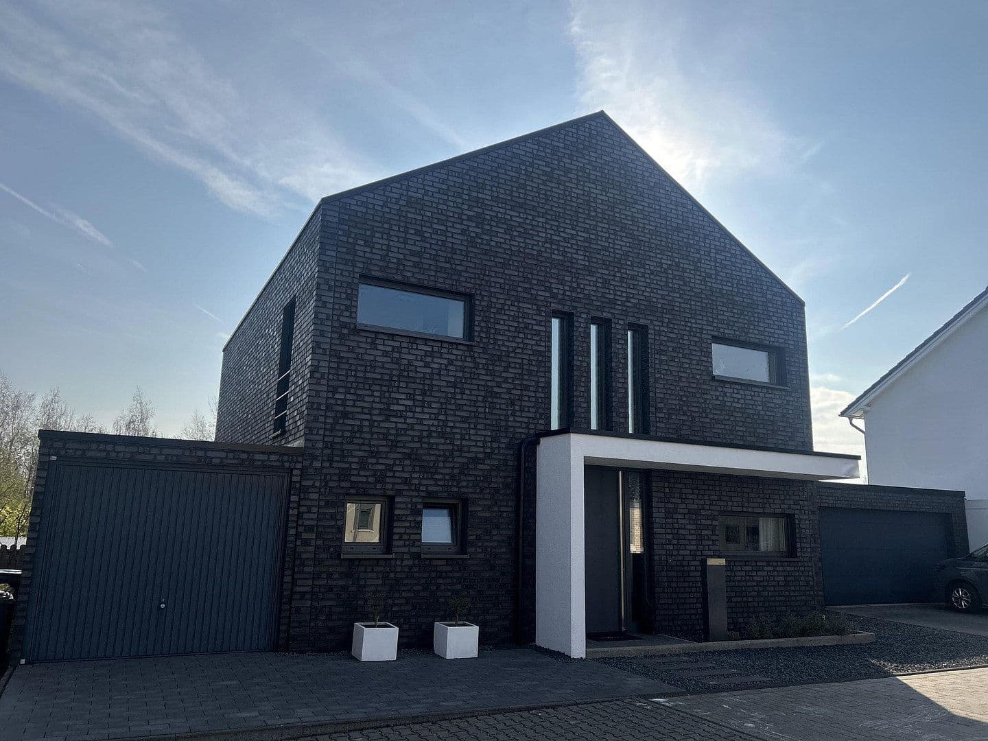 Prodej domu 152 m², pozemek 451 m², Jüchen, Severní Porýní-Vestfálsko Prodej domu 152 m², pozemek 451 m², Jüchen, Severní Porýní-Vestfálsko