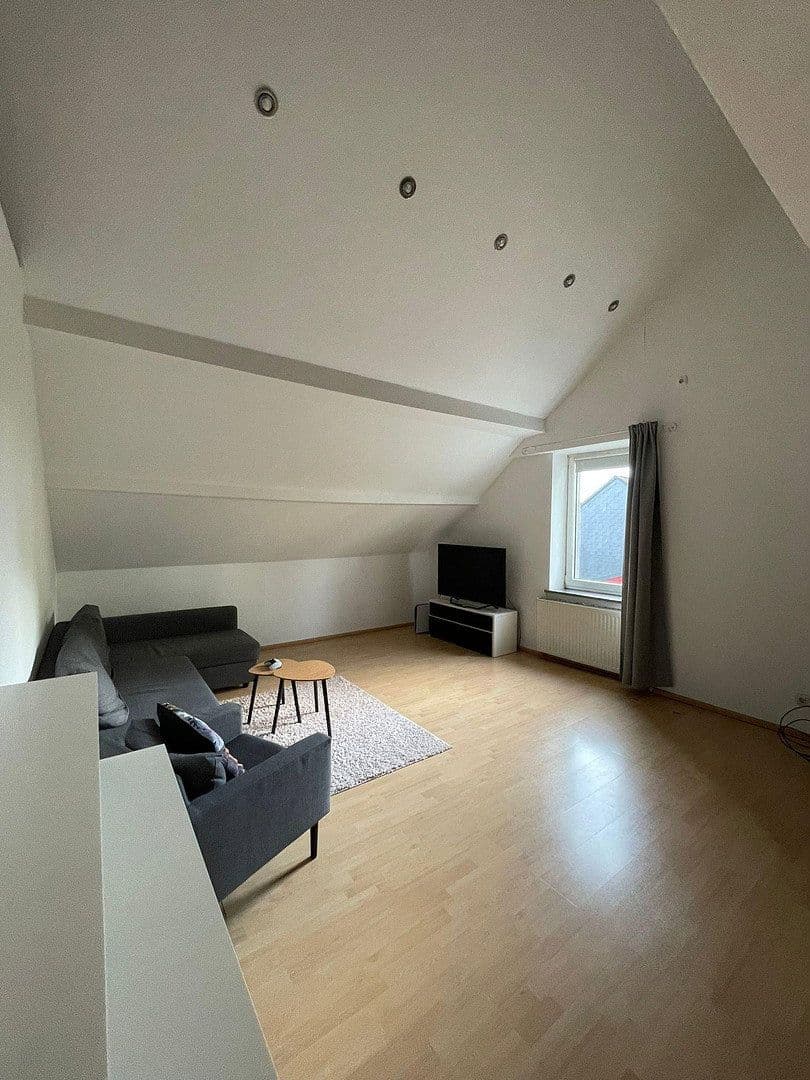 Pronájem bytu 3+1 89 m², Am Krüzweg 70, Bochum, Severní Porýní-Vestfálsko Pronájem bytu 3+1 89 m², Am Krüzweg 70, Bochum, Severní Porýní-Vestfálsko