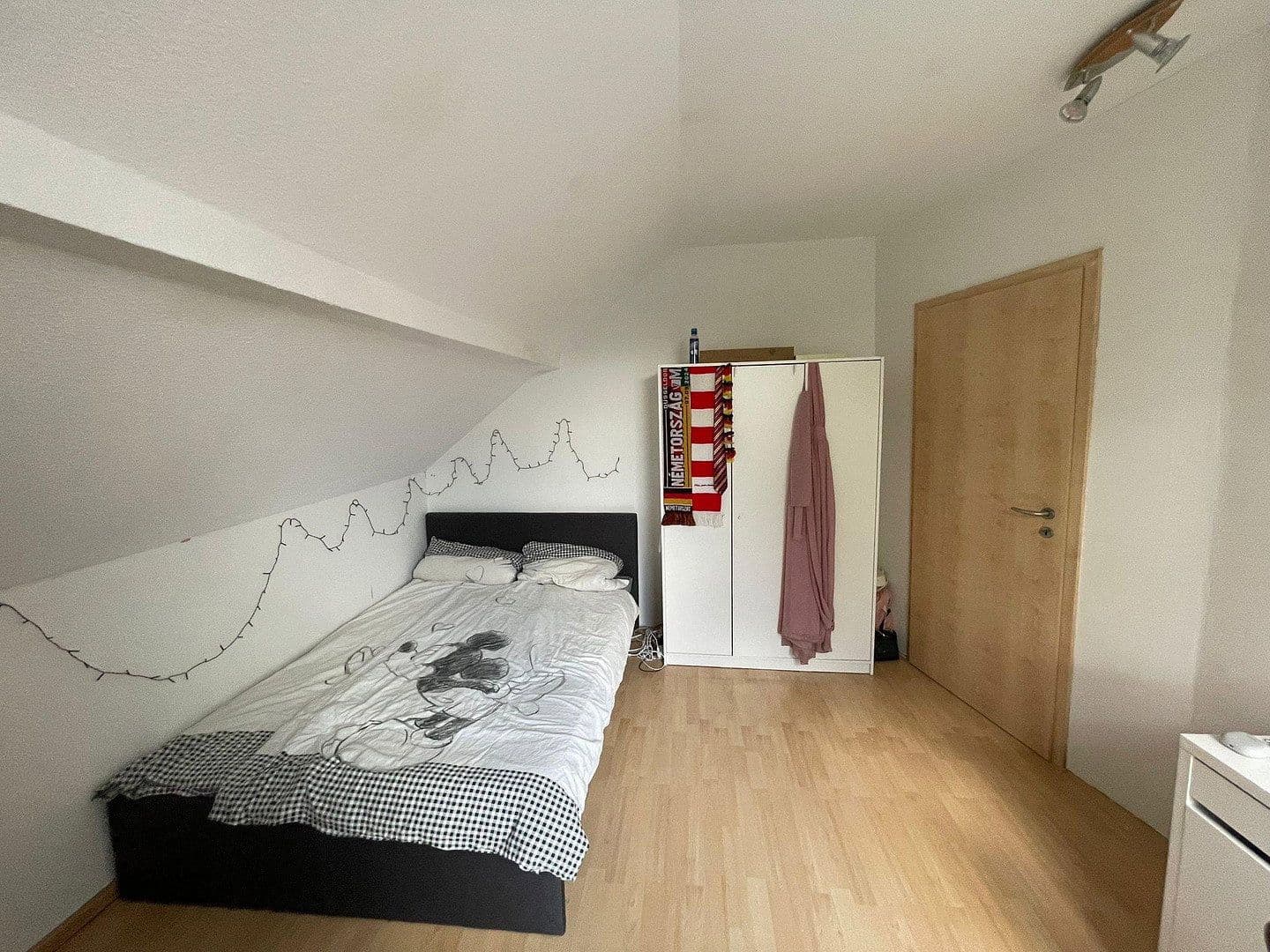 Pronájem bytu 3+1 89 m², Am Krüzweg 70, Bochum, Severní Porýní-Vestfálsko Pronájem bytu 3+1 89 m², Am Krüzweg 70, Bochum, Severní Porýní-Vestfálsko