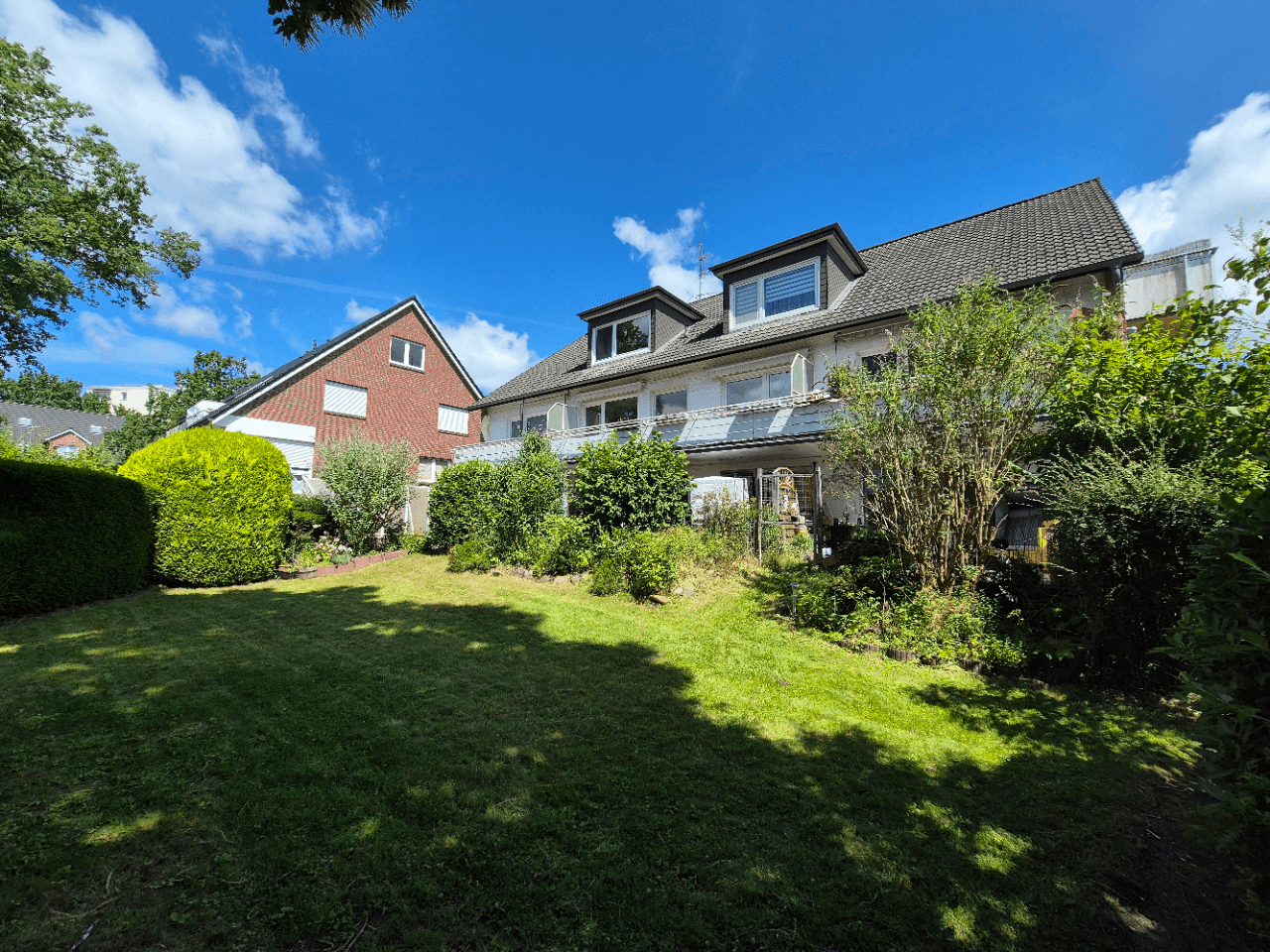 Pronájem bytu 3+1 73 m², Weidenstraße 3, Halstenbek, Šlesvicko-Holštýnsko Pronájem bytu 3+1 73 m², Weidenstraße 3, Halstenbek, Šlesvicko-Holštýnsko