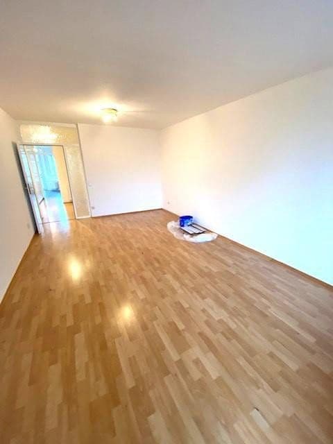 Pronájem bytu 2+1 67 m², Düsseldorf, Severní Porýní-Vestfálsko Pronájem bytu 2+1 67 m², Düsseldorf, Severní Porýní-Vestfálsko