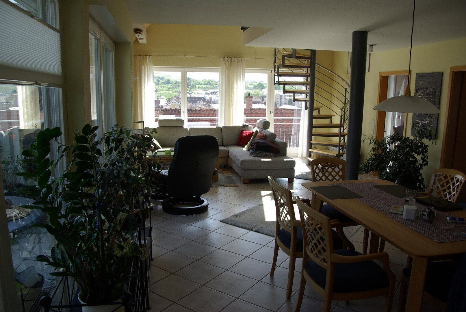 Prodej bytu 4+kk 112 m², Burghaldenstraße 13, Weinstadt, Bádensko-Württembersko Prodej bytu 4+kk 112 m², Burghaldenstraße 13, Weinstadt, Bádensko-Württembersko