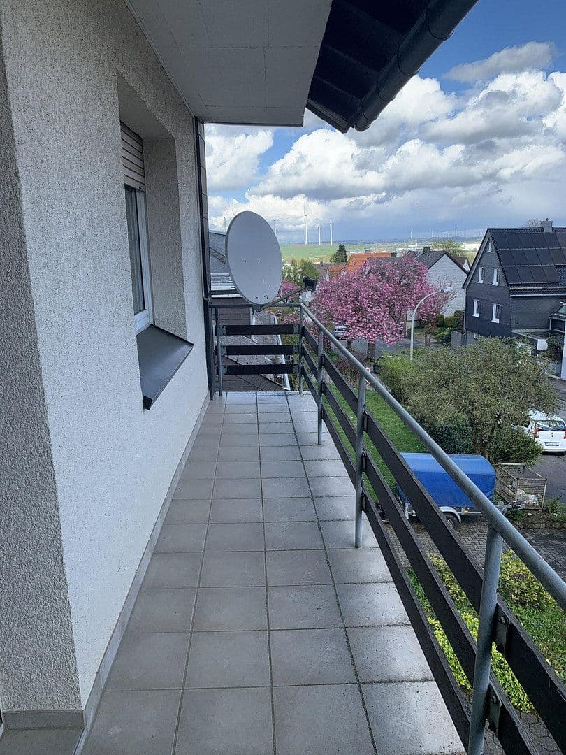 Prodej domu 166 m², pozemek 886 m², Brilon, Severní Porýní-Vestfálsko Prodej domu 166 m², pozemek 886 m², Brilon, Severní Porýní-Vestfálsko