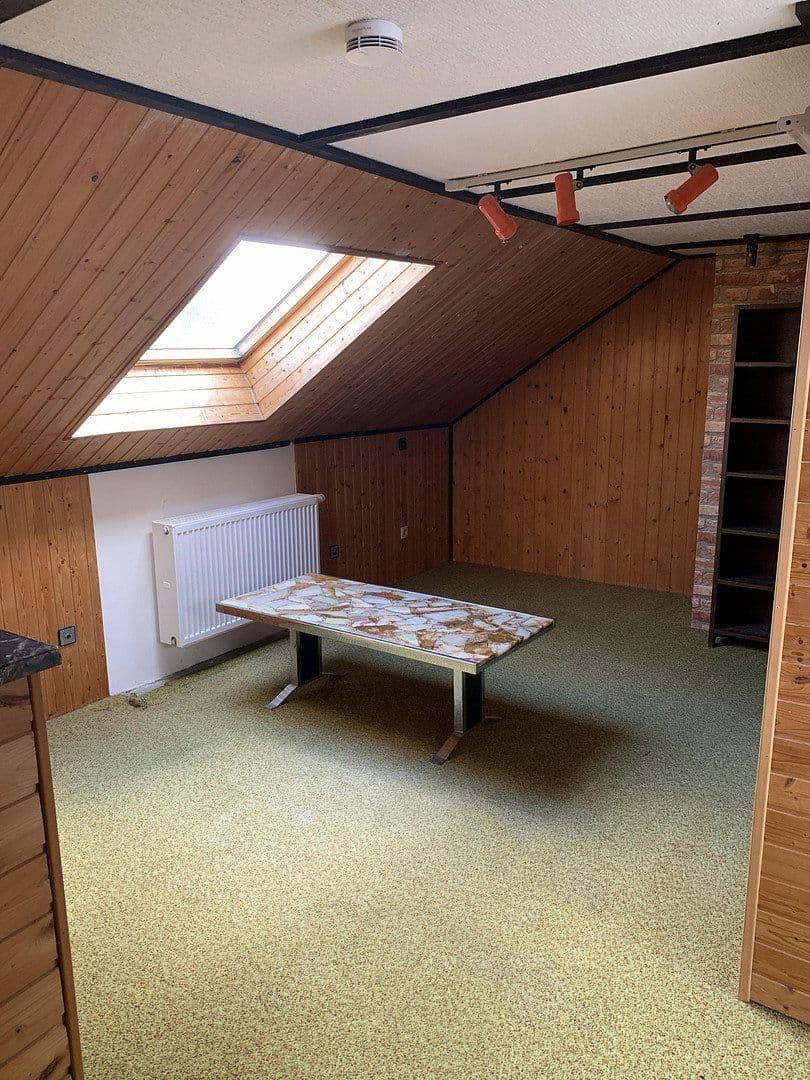 Prodej domu 166 m², pozemek 886 m², Brilon, Severní Porýní-Vestfálsko Prodej domu 166 m², pozemek 886 m², Brilon, Severní Porýní-Vestfálsko