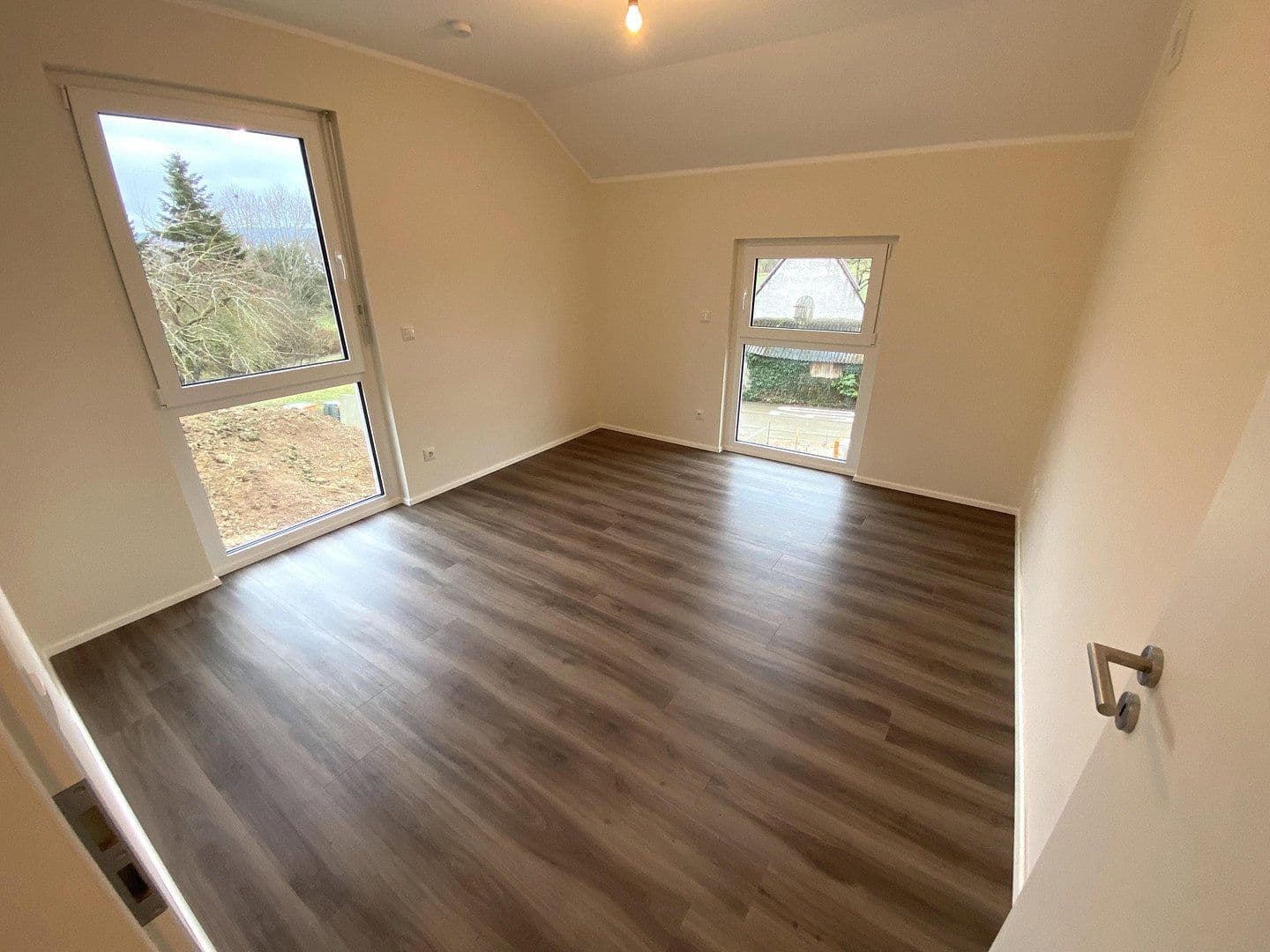 Pronájem domu 127 m², pozemek 462 m², Ziegelweg 21A, Ellingen, Bavorsko Pronájem domu 127 m², pozemek 462 m², Ziegelweg 21A, Ellingen, Bavorsko