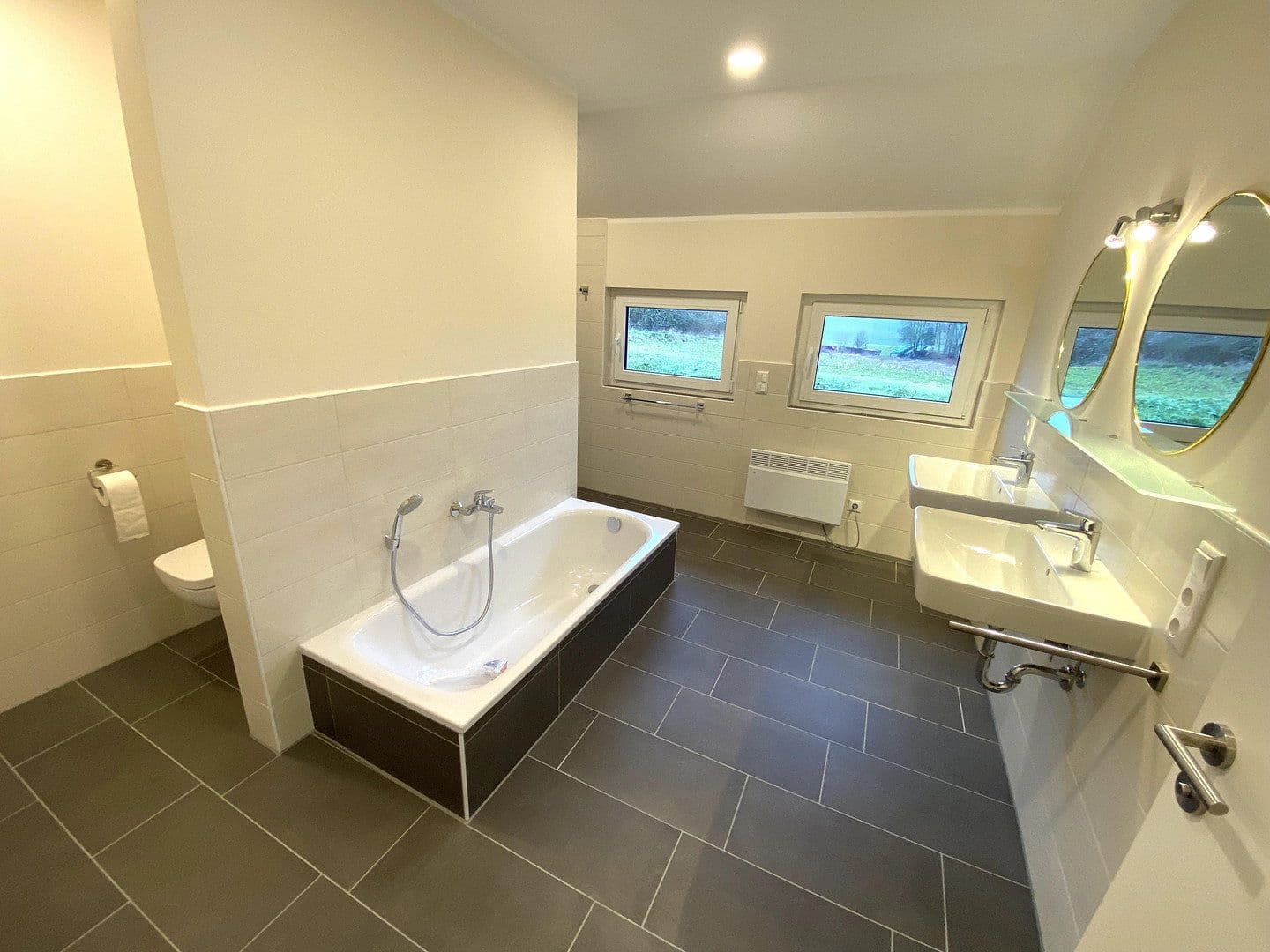 Pronájem domu 127 m², pozemek 462 m², Ziegelweg 21A, Ellingen, Bavorsko Pronájem domu 127 m², pozemek 462 m², Ziegelweg 21A, Ellingen, Bavorsko