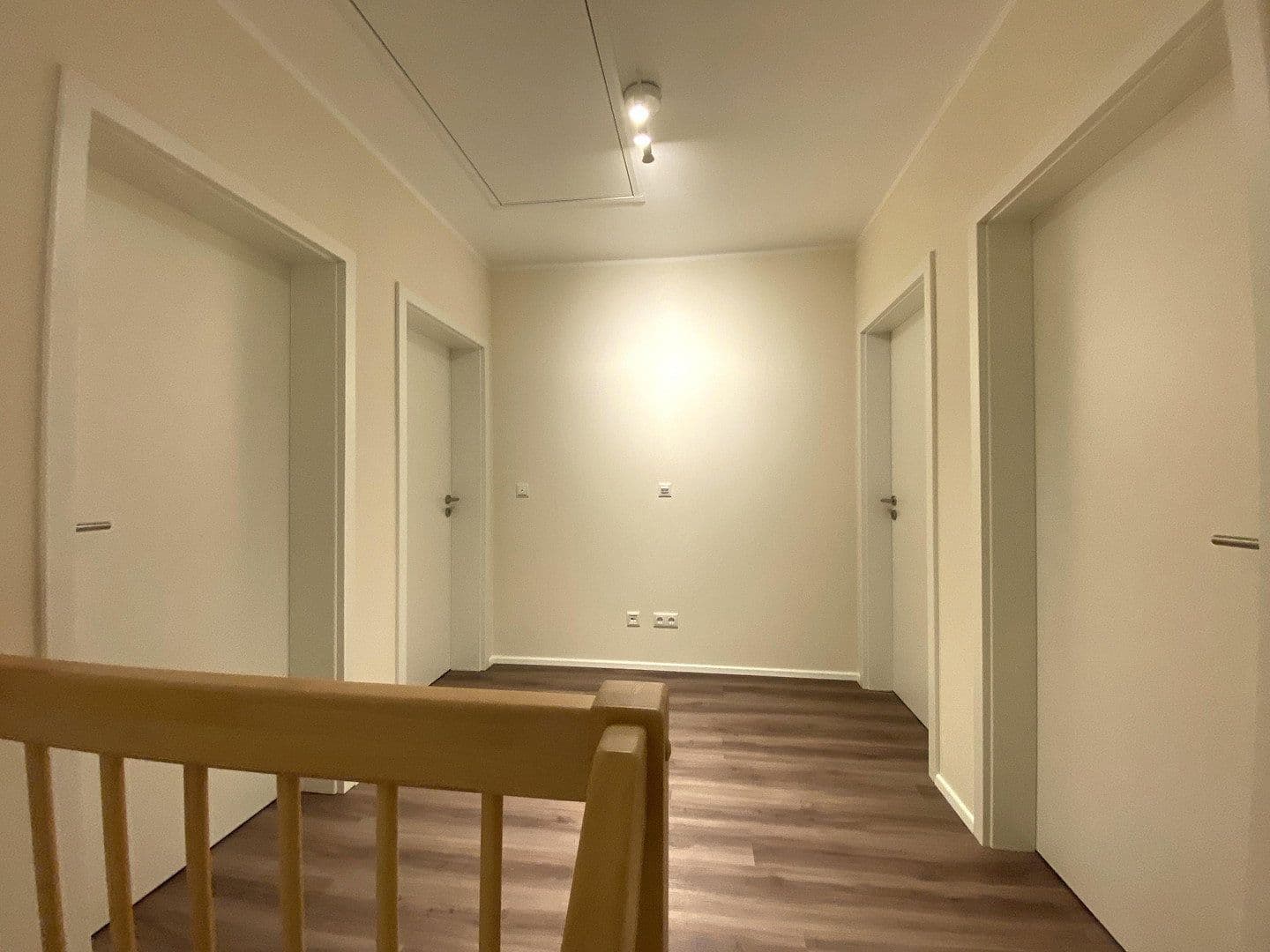 Pronájem domu 127 m², pozemek 462 m², Ziegelweg 21A, Ellingen, Bavorsko Pronájem domu 127 m², pozemek 462 m², Ziegelweg 21A, Ellingen, Bavorsko