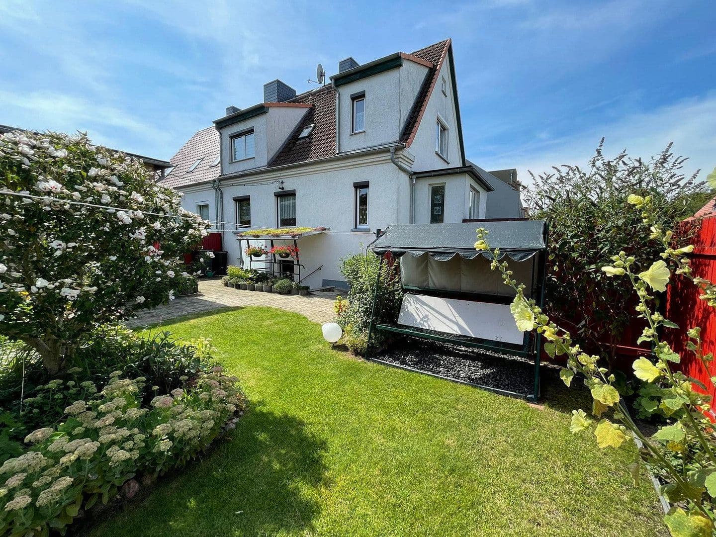 Prodej domu 140 m², pozemek 686 m², Rostock, Mecklenburg-Vorpommern Prodej domu 140 m², pozemek 686 m², Rostock, Mecklenburg-Vorpommern