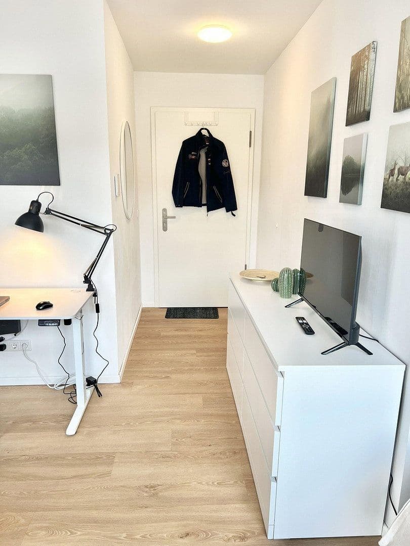 Pronájem bytu 1+1 34 m², Maximilianstraße 43, Nürnberg, Bavorsko Pronájem bytu 1+1 34 m², Maximilianstraße 43, Nürnberg, Bavorsko