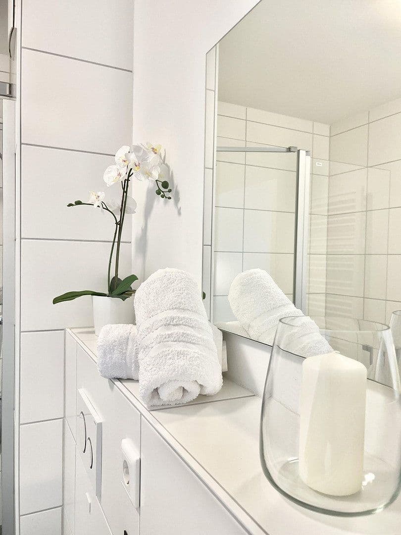 Pronájem bytu 1+1 34 m², Maximilianstraße 43, Nürnberg, Bavorsko Pronájem bytu 1+1 34 m², Maximilianstraße 43, Nürnberg, Bavorsko