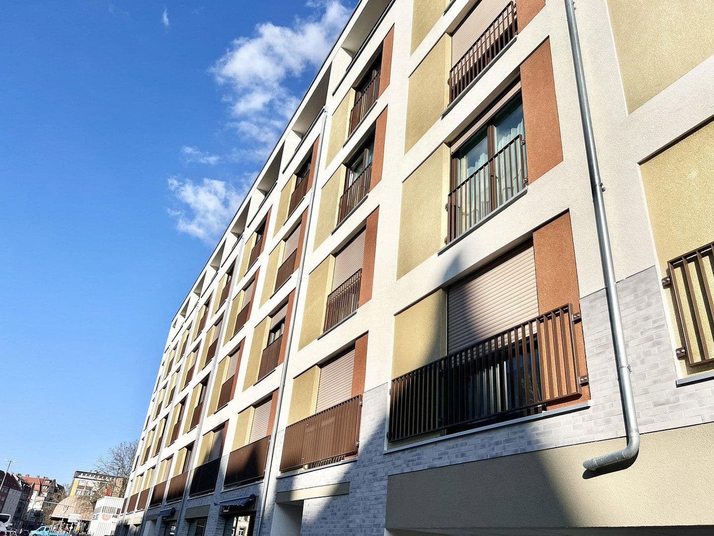 Pronájem bytu 1+1 34 m², Maximilianstraße 43, Nürnberg, Bavorsko Pronájem bytu 1+1 34 m², Maximilianstraße 43, Nürnberg, Bavorsko