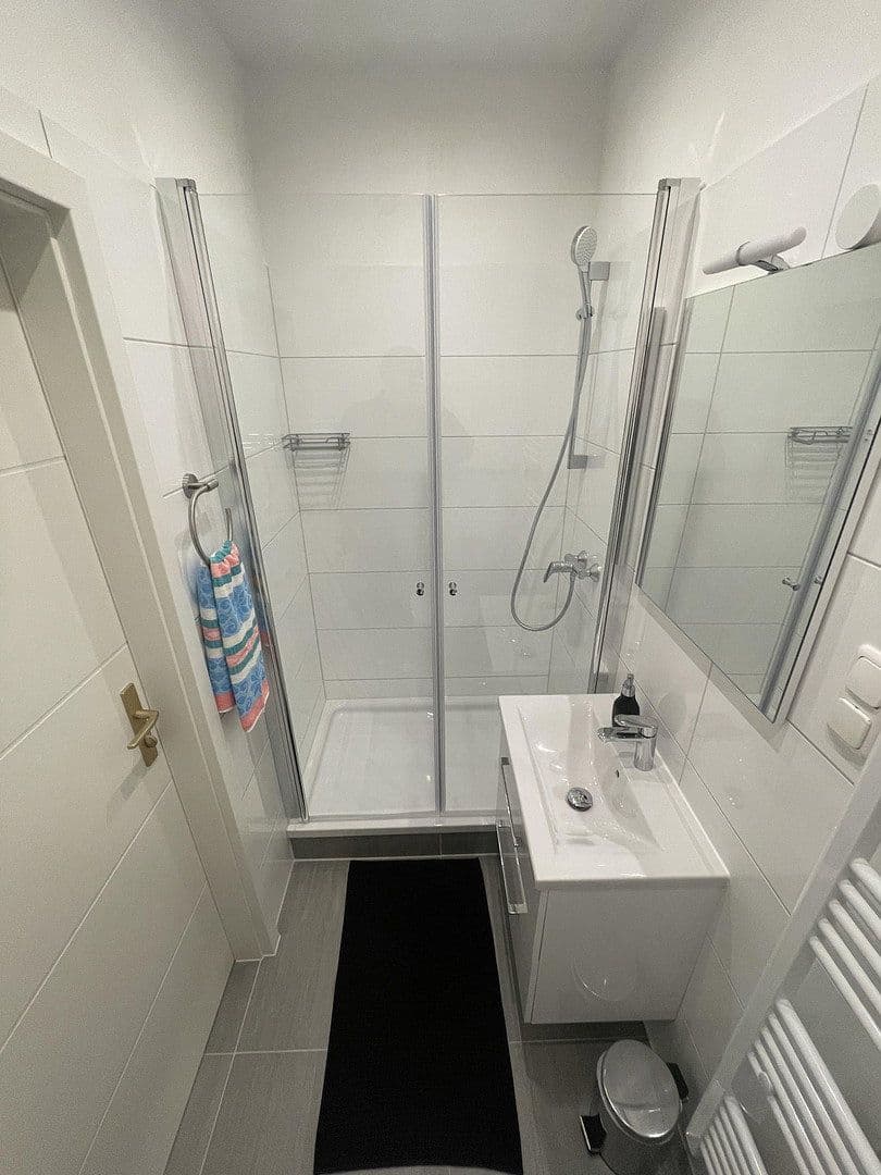 Prodej domu 187 m², pozemek 155 m², Bremen, Bremen Prodej domu 187 m², pozemek 155 m², Bremen, Bremen