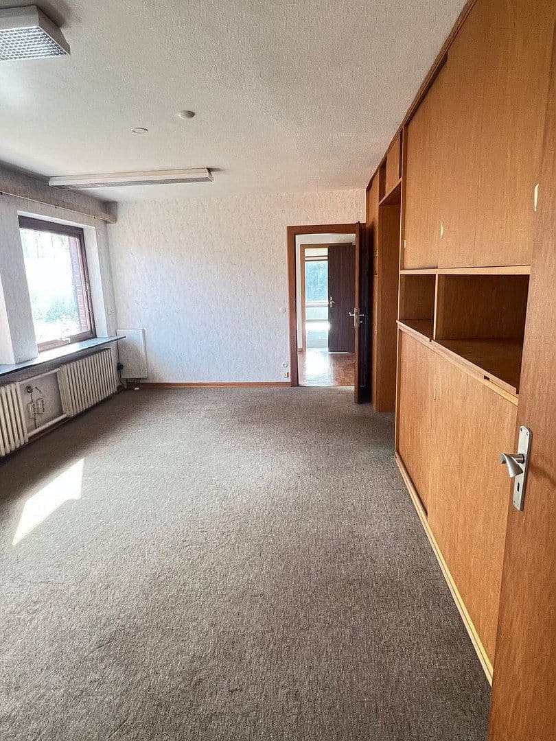 Prodej domu 198 m², pozemek 698 m², Bad Oldesloe, Šlesvicko-Holštýnsko Prodej domu 198 m², pozemek 698 m², Bad Oldesloe, Šlesvicko-Holštýnsko