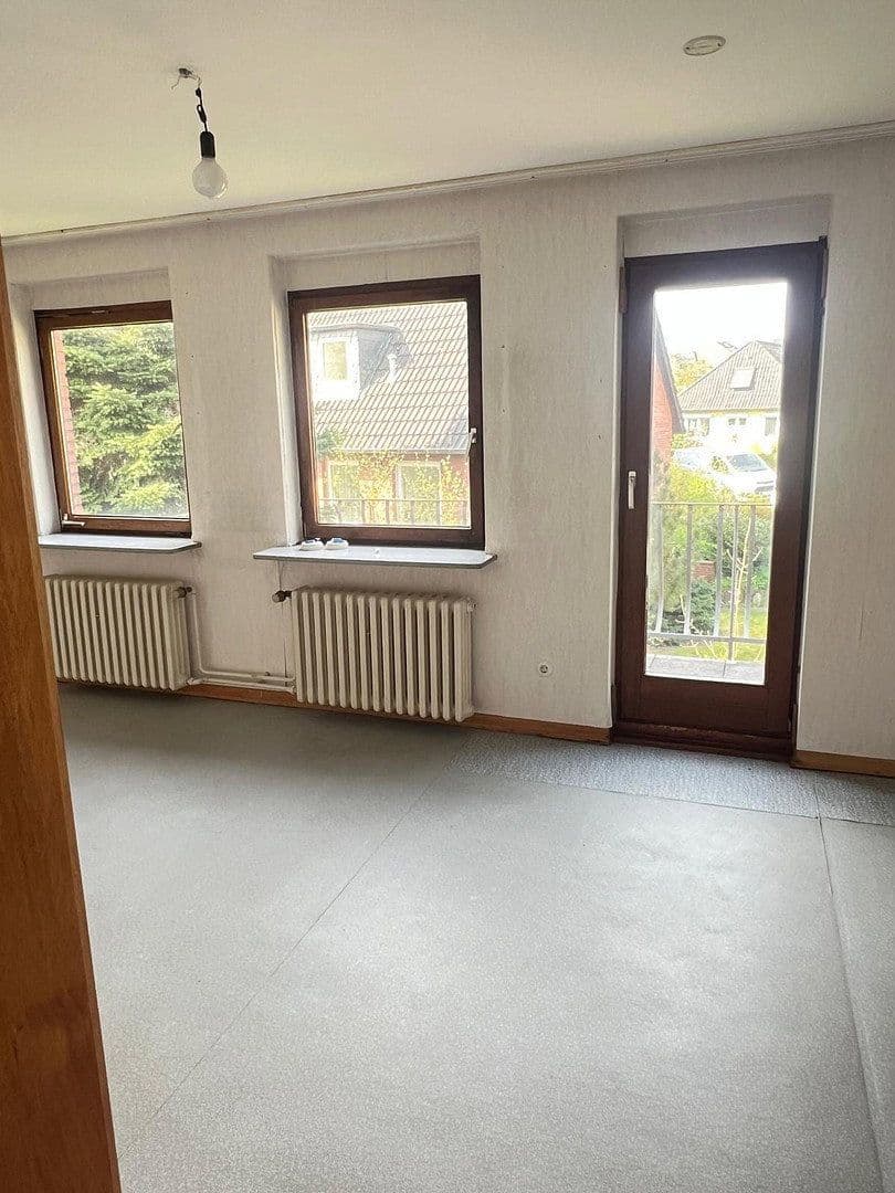 Prodej domu 198 m², pozemek 698 m², Bad Oldesloe, Šlesvicko-Holštýnsko Prodej domu 198 m², pozemek 698 m², Bad Oldesloe, Šlesvicko-Holštýnsko