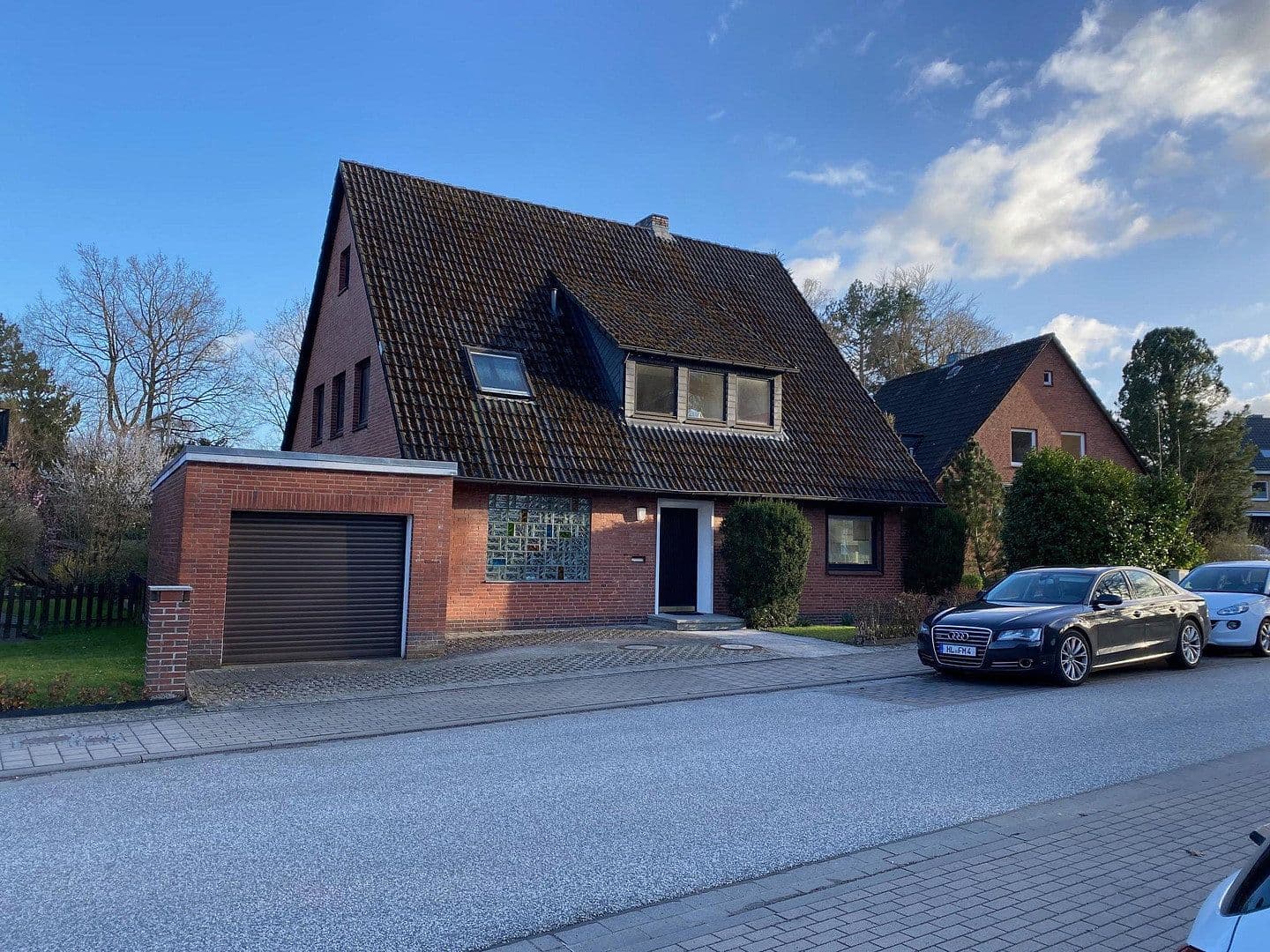 Prodej domu 198 m², pozemek 698 m², Bad Oldesloe, Šlesvicko-Holštýnsko Prodej domu 198 m², pozemek 698 m², Bad Oldesloe, Šlesvicko-Holštýnsko
