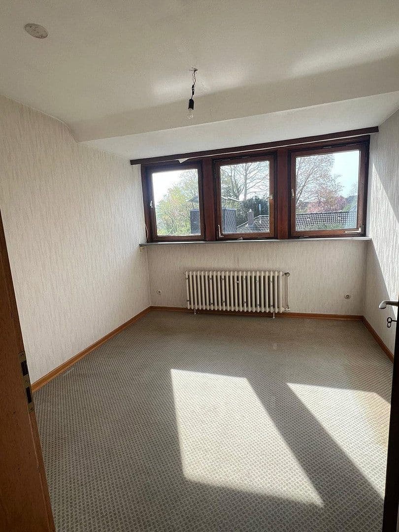 Prodej domu 198 m², pozemek 698 m², Bad Oldesloe, Šlesvicko-Holštýnsko Prodej domu 198 m², pozemek 698 m², Bad Oldesloe, Šlesvicko-Holštýnsko