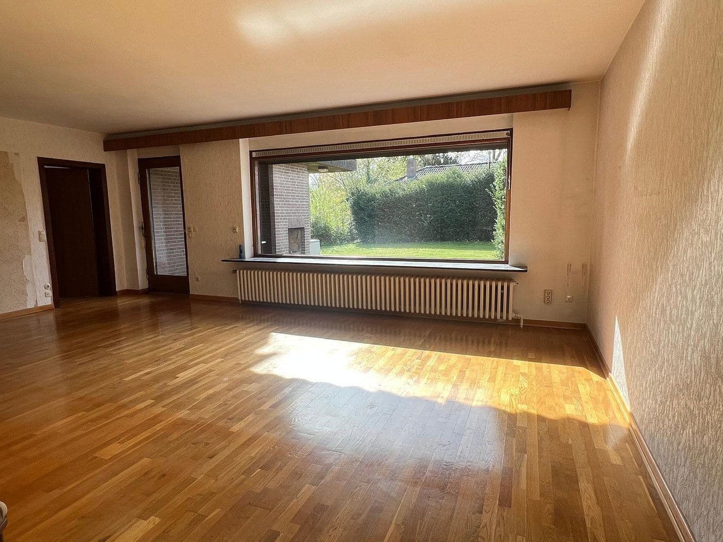 Prodej domu 198 m², pozemek 698 m², Bad Oldesloe, Šlesvicko-Holštýnsko Prodej domu 198 m², pozemek 698 m², Bad Oldesloe, Šlesvicko-Holštýnsko