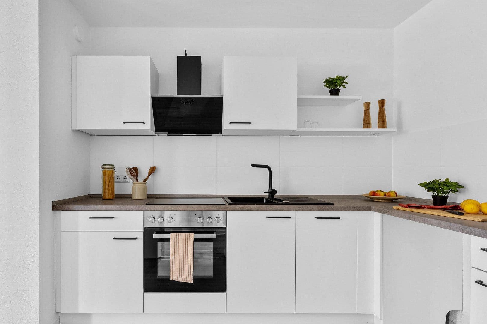 Pronájem bytu 3+1 72 m², Selbitz, Bavorsko Pronájem bytu 3+1 72 m², Selbitz, Bavorsko