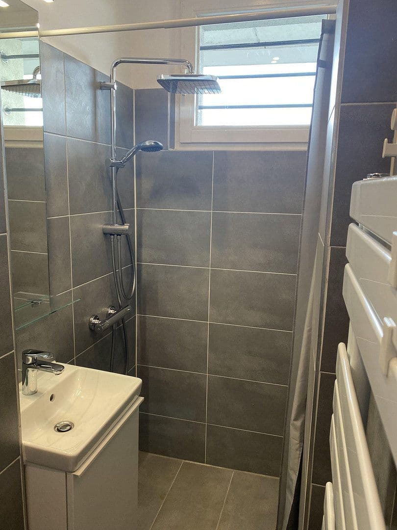 Pronájem bytu 1+1 42 m², Hubertusallee 6, Berlin, Berlín Pronájem bytu 1+1 42 m², Hubertusallee 6, Berlin, Berlín