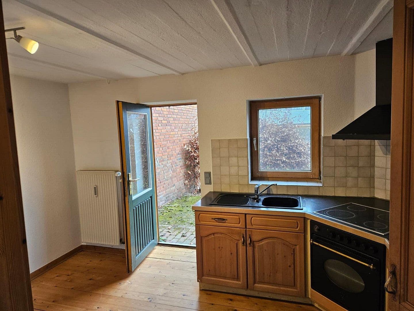 Pronájem bytu 3+1 54 m², Dorfstraße 25, Moisburg, Dolní Sasko Pronájem bytu 3+1 54 m², Dorfstraße 25, Moisburg, Dolní Sasko