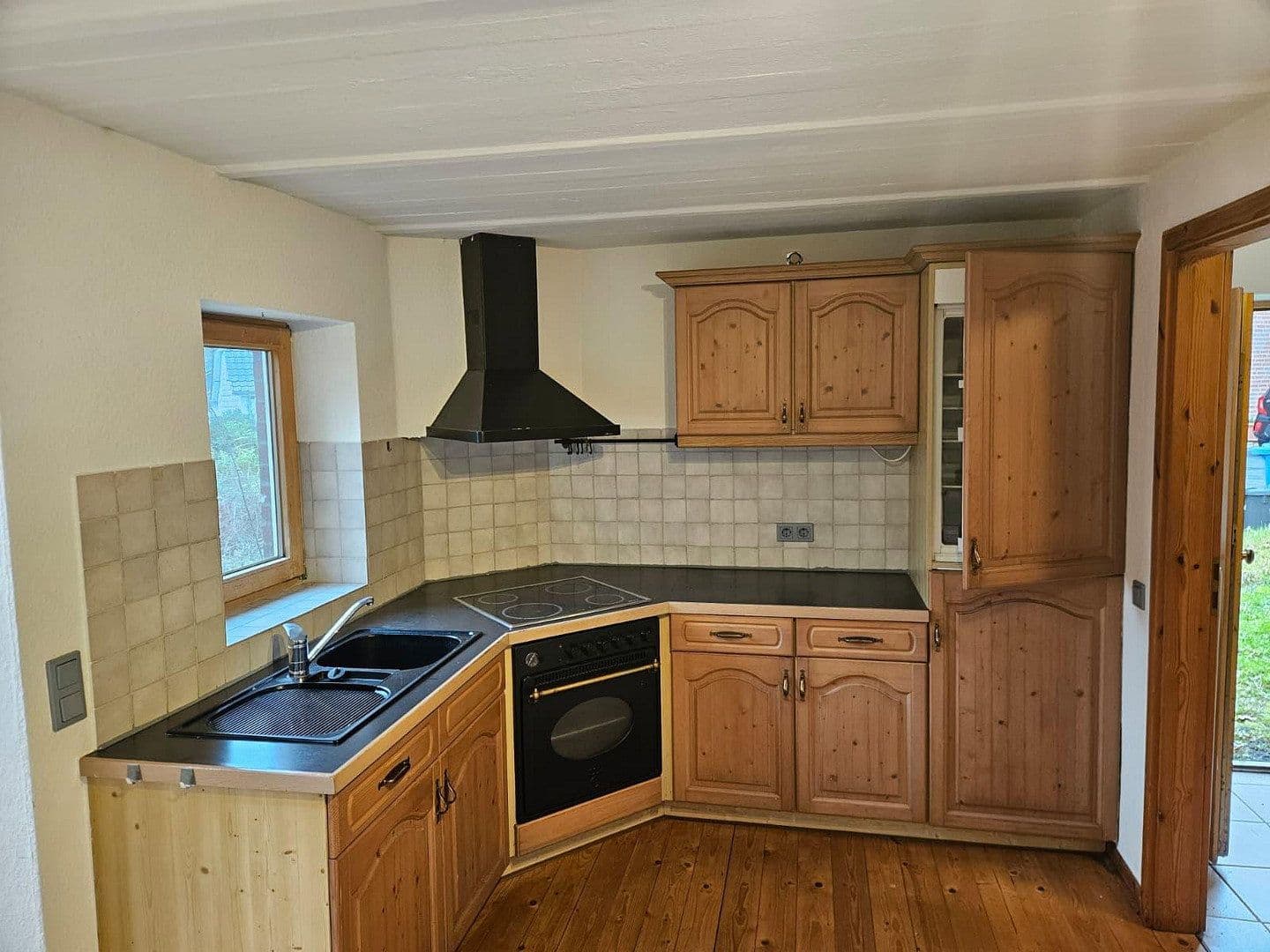 Pronájem bytu 3+1 54 m², Dorfstraße 25, Moisburg, Dolní Sasko Pronájem bytu 3+1 54 m², Dorfstraße 25, Moisburg, Dolní Sasko