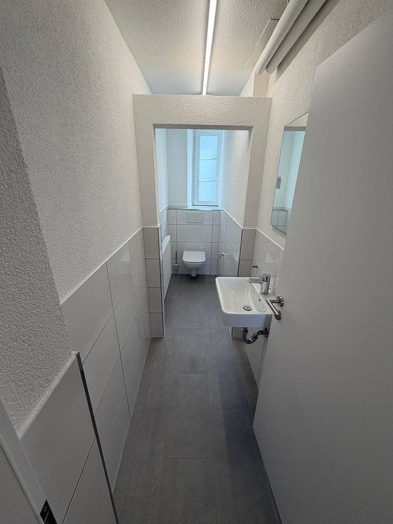 Pronájem kanceláře 125 m², Josefstraße 2A, Donaueschingen, Bádensko-Württembersko Pronájem kanceláře 125 m², Josefstraße 2A, Donaueschingen, Bádensko-Württembersko