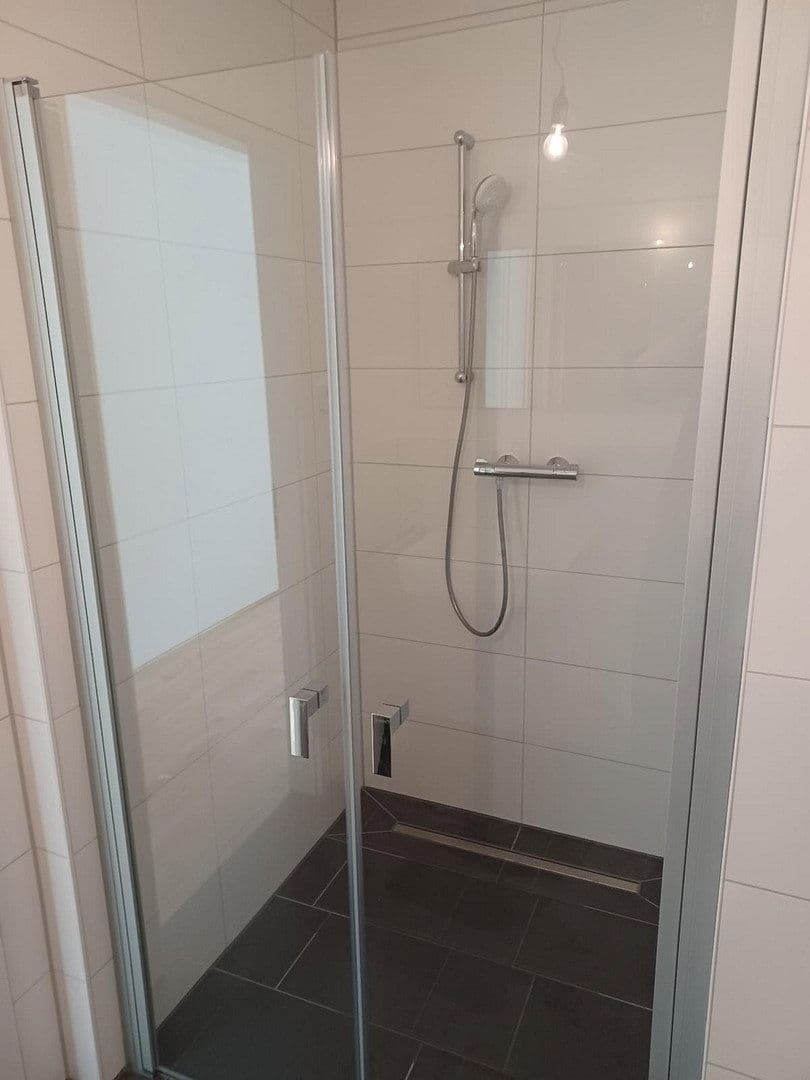 Pronájem bytu 1+1 24 m², Rudower Chaussee 32, Berlin, Berlín Pronájem bytu 1+1 24 m², Rudower Chaussee 32, Berlin, Berlín