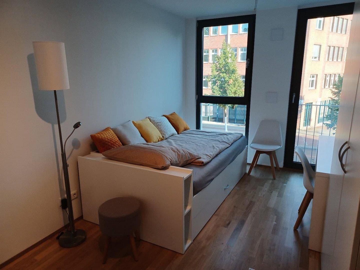Pronájem bytu 1+1 24 m², Rudower Chaussee 32, Berlin, Berlín Pronájem bytu 1+1 24 m², Rudower Chaussee 32, Berlin, Berlín