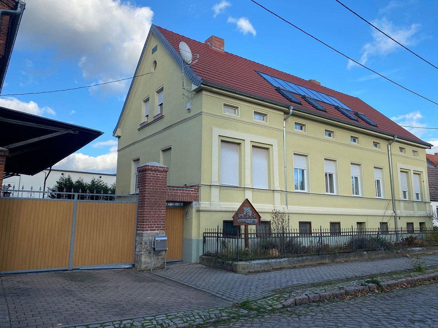 Prodej domu 260 m², pozemek 3.290 m², Nienburg (Saale), Sasko-Anhaltsko Prodej domu 260 m², pozemek 3.290 m², Nienburg (Saale), Sasko-Anhaltsko