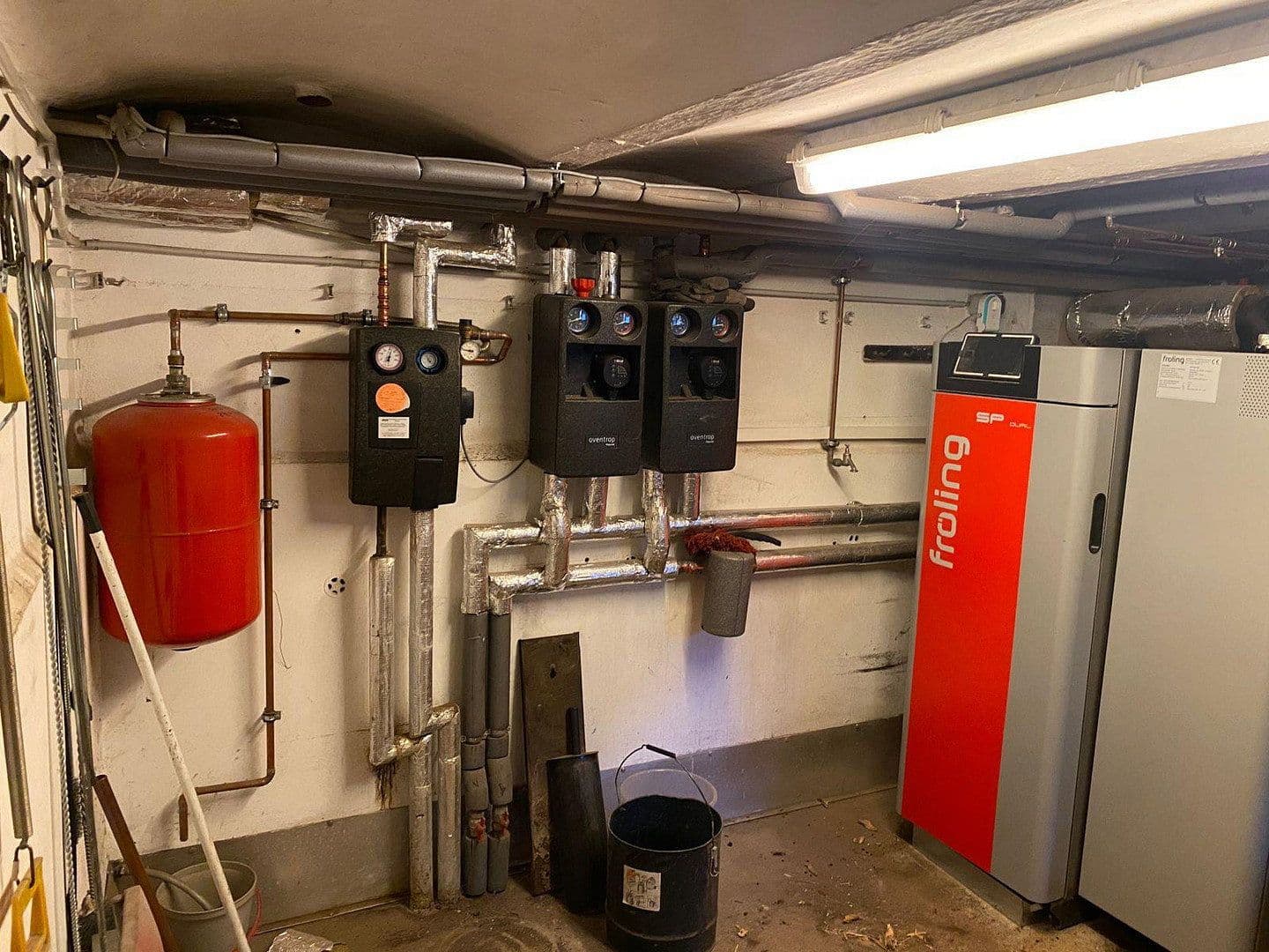 Prodej domu 260 m², pozemek 3.290 m², Nienburg (Saale), Sasko-Anhaltsko Prodej domu 260 m², pozemek 3.290 m², Nienburg (Saale), Sasko-Anhaltsko