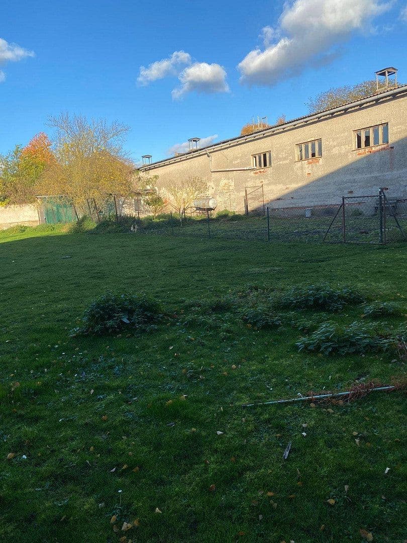 Prodej domu 260 m², pozemek 3.290 m², Nienburg (Saale), Sasko-Anhaltsko Prodej domu 260 m², pozemek 3.290 m², Nienburg (Saale), Sasko-Anhaltsko