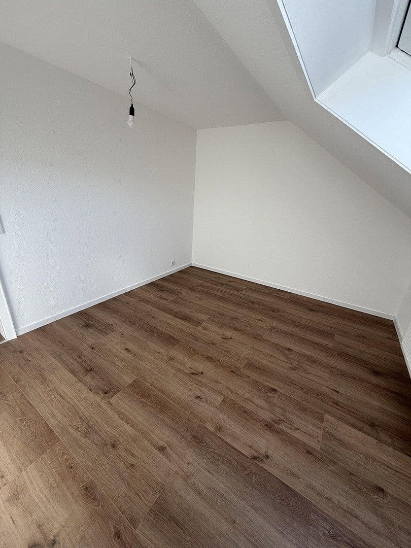 Pronájem bytu 3+1 77 m², Laudenbach, Bavorsko Pronájem bytu 3+1 77 m², Laudenbach, Bavorsko