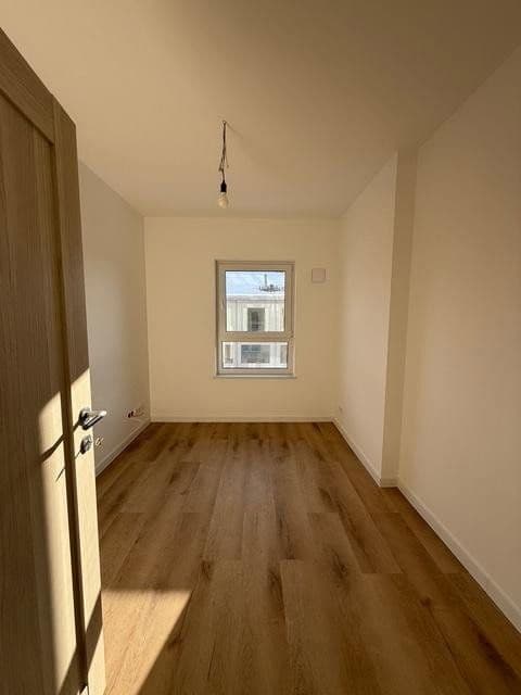 Pronájem bytu 3+1 60 m², Alt-Biesdorf 49, Berlin, Berlín Pronájem bytu 3+1 60 m², Alt-Biesdorf 49, Berlin, Berlín