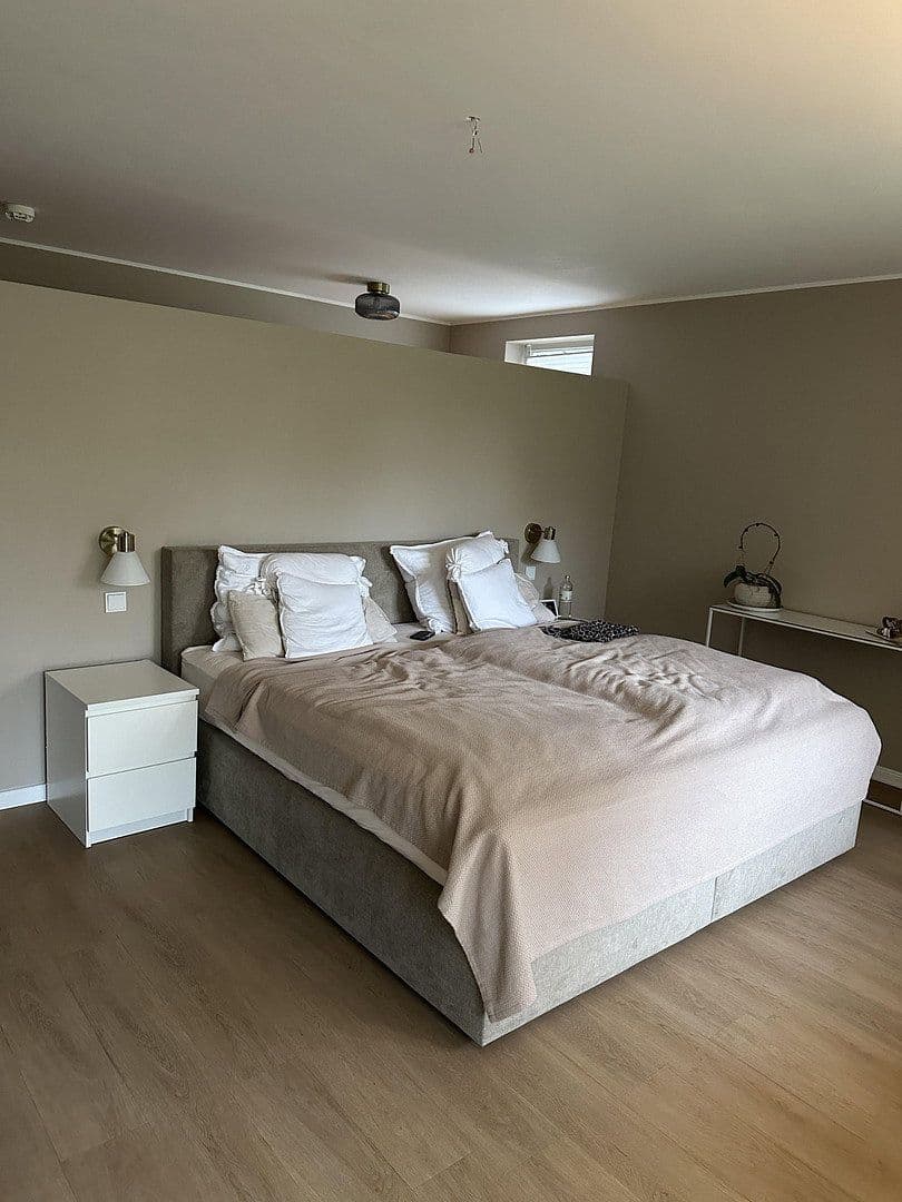 Pronájem bytu 3+1 118 m², Rellingen, Šlesvicko-Holštýnsko Pronájem bytu 3+1 118 m², Rellingen, Šlesvicko-Holštýnsko