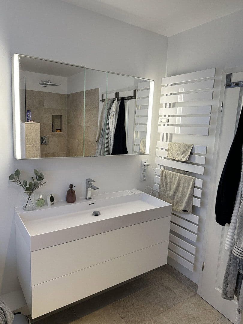 Pronájem bytu 3+1 118 m², Rellingen, Šlesvicko-Holštýnsko Pronájem bytu 3+1 118 m², Rellingen, Šlesvicko-Holštýnsko